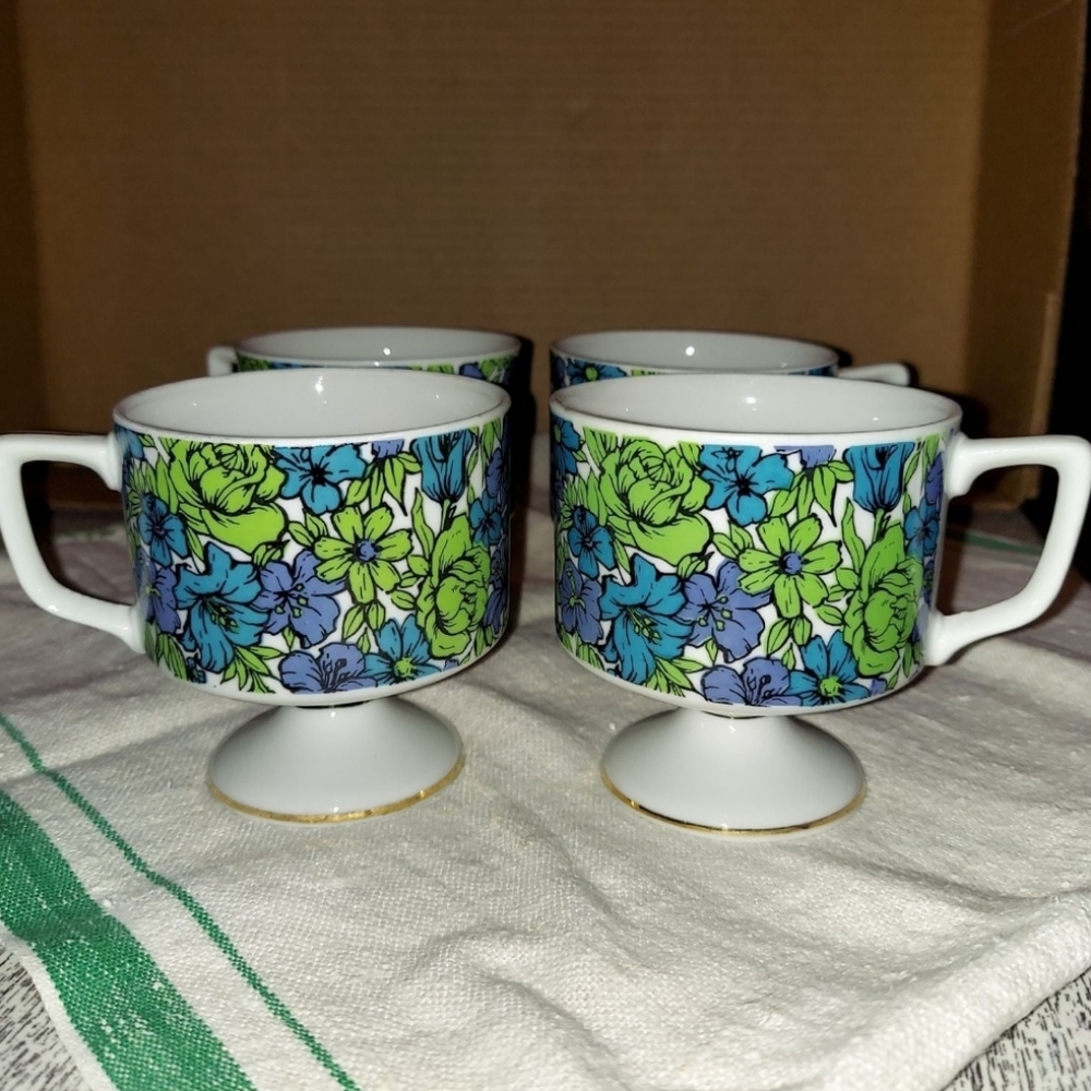 Vintage Floral Blue/Green Pedestal Mug Set